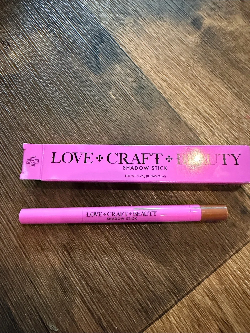 Shadow Stick - color Terra Shade
